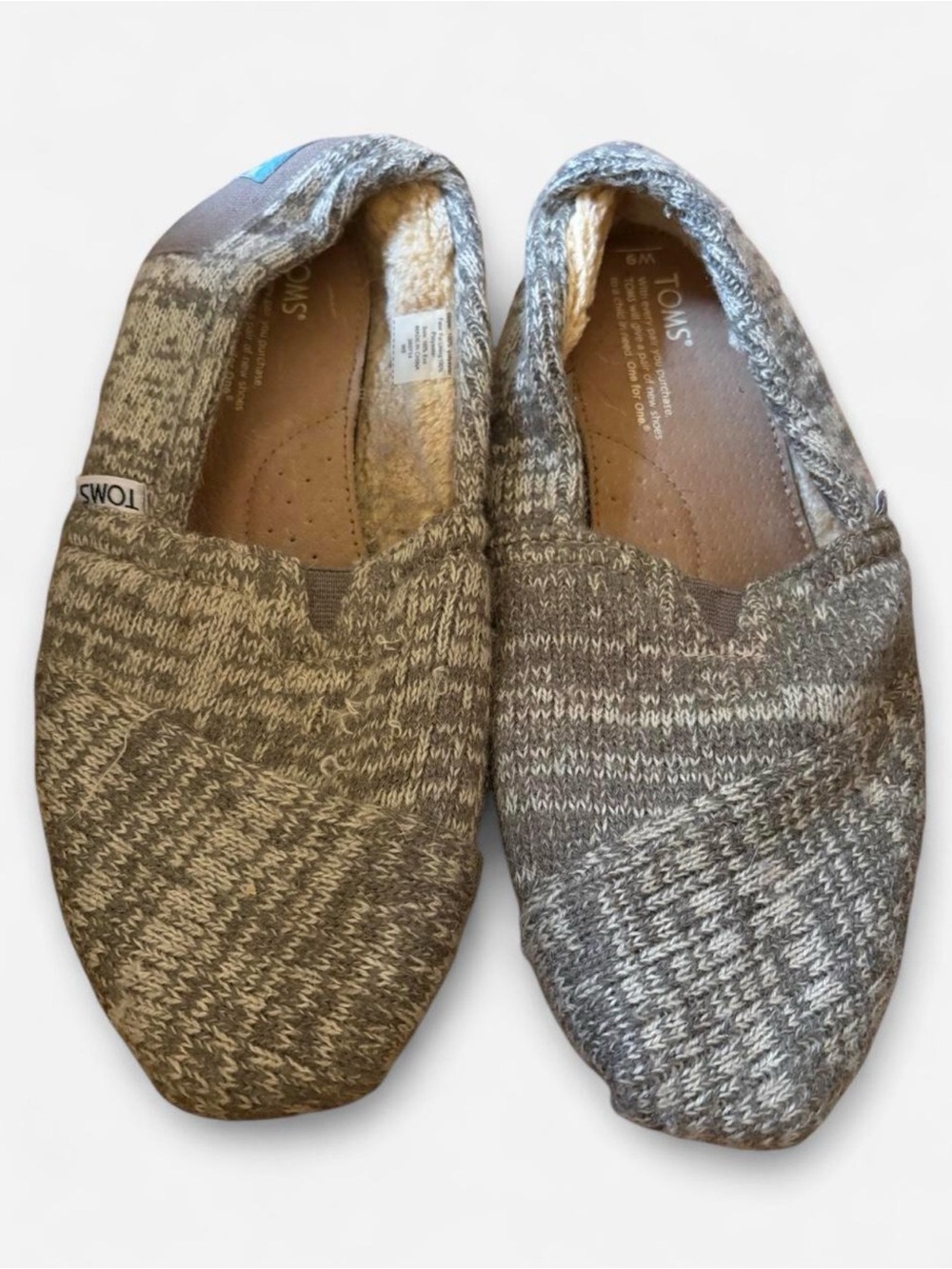 TOMS Women's Gray Heathered Knit Slip-On Flats